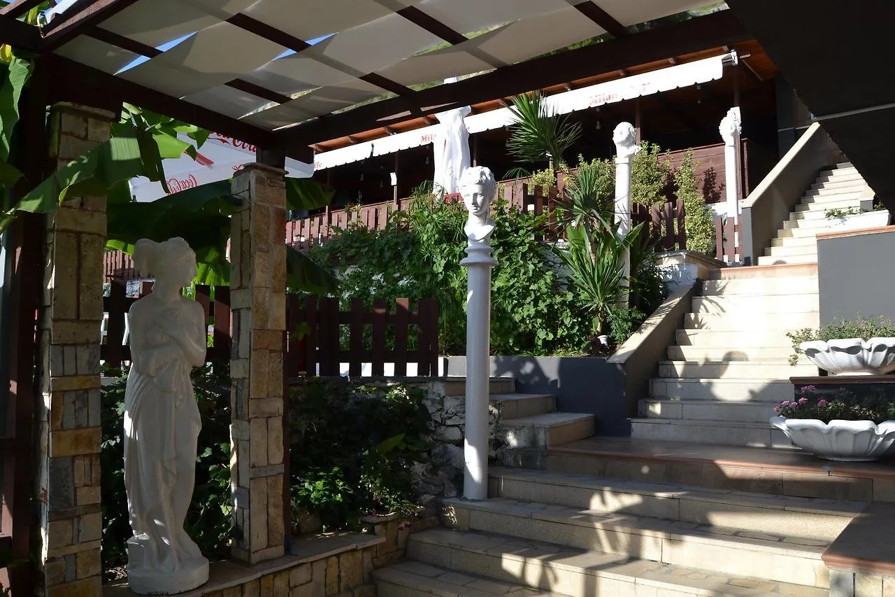 Hotel Durres Hill Side Beach 3*,  Albanien