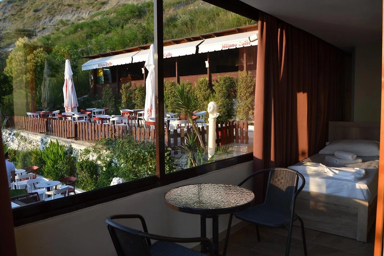 ***  Hotel Durres Hill Side Beach Albanien