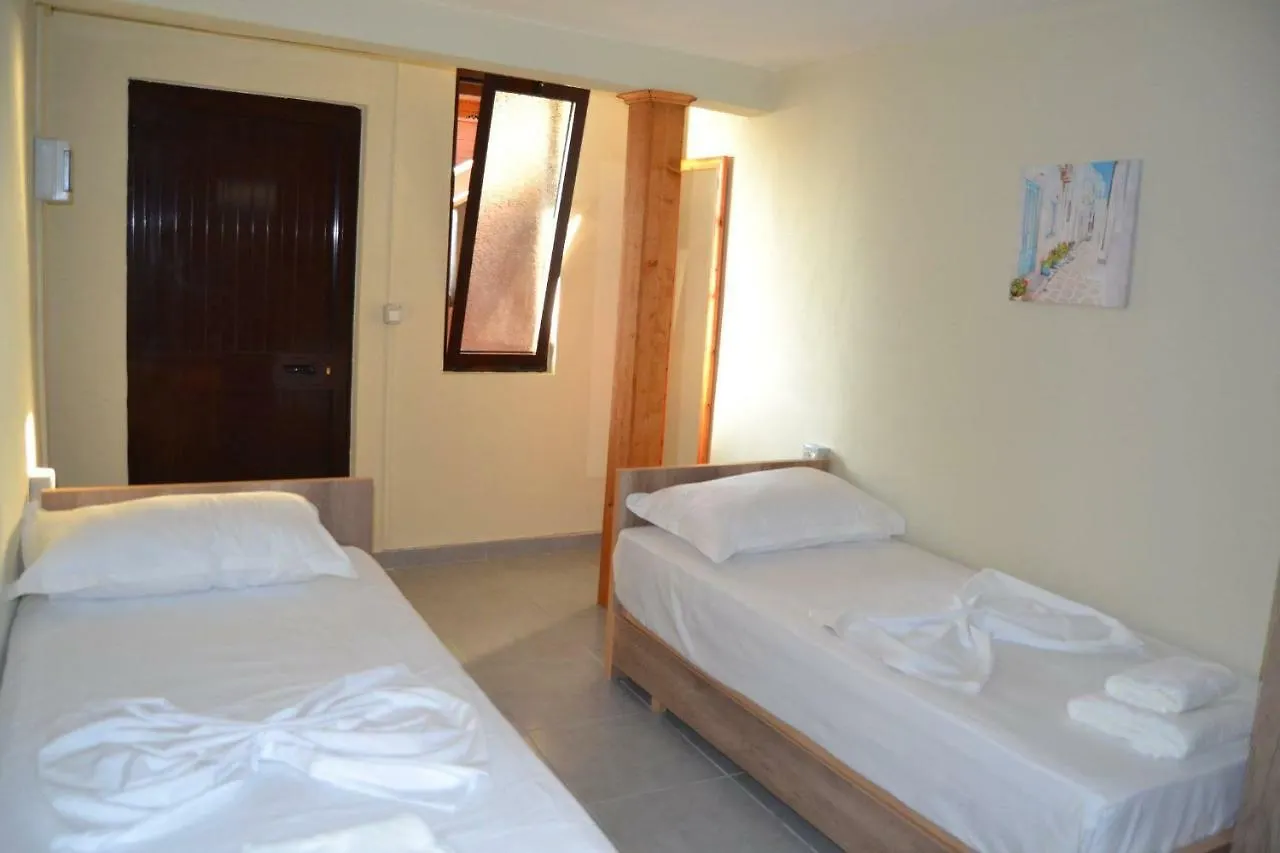 Hotel Durres Hill Side Beach 3*,  Albanien
